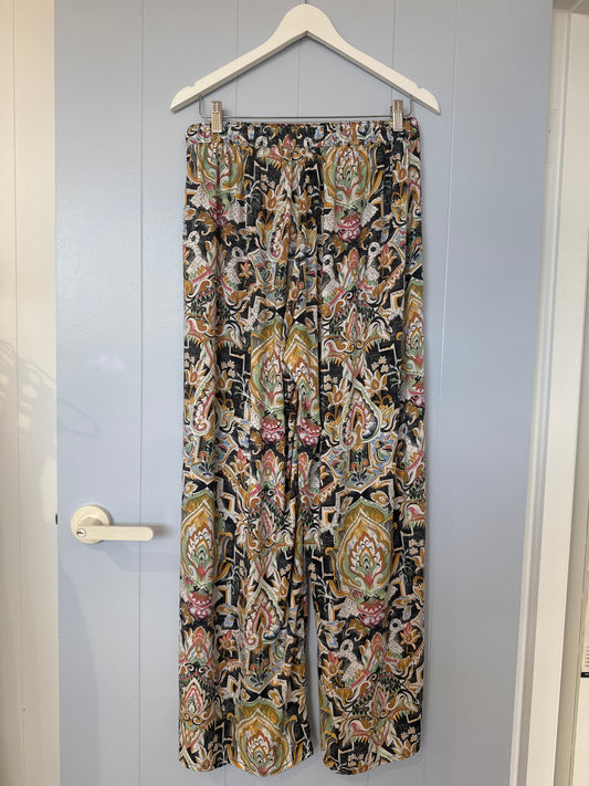 Carbon the Label - Perla Drawstring Pant - Black Print