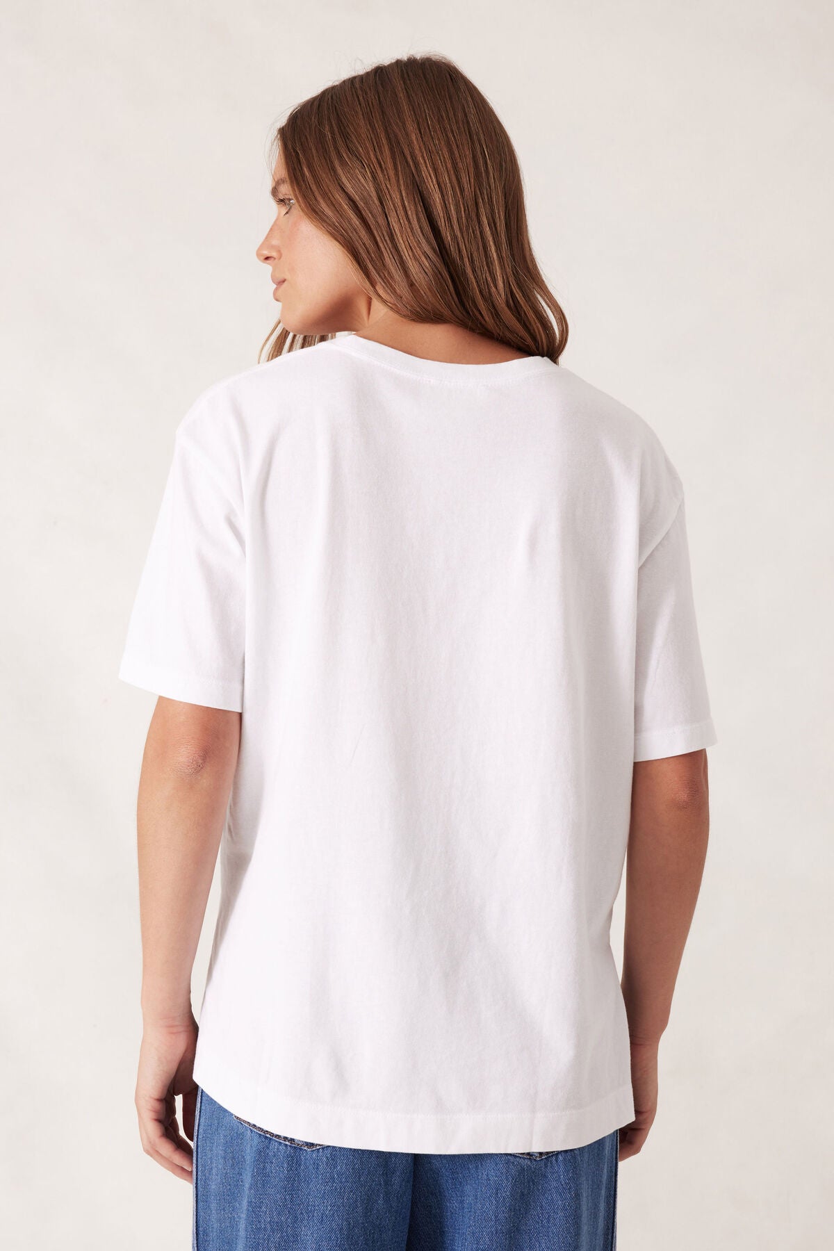 Ceres Life - Stevie Slouchy Tee - White/Burgundy Country Club Logo