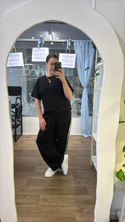 NEW IN - Humidity Lifestyle - Mosh Top - Black