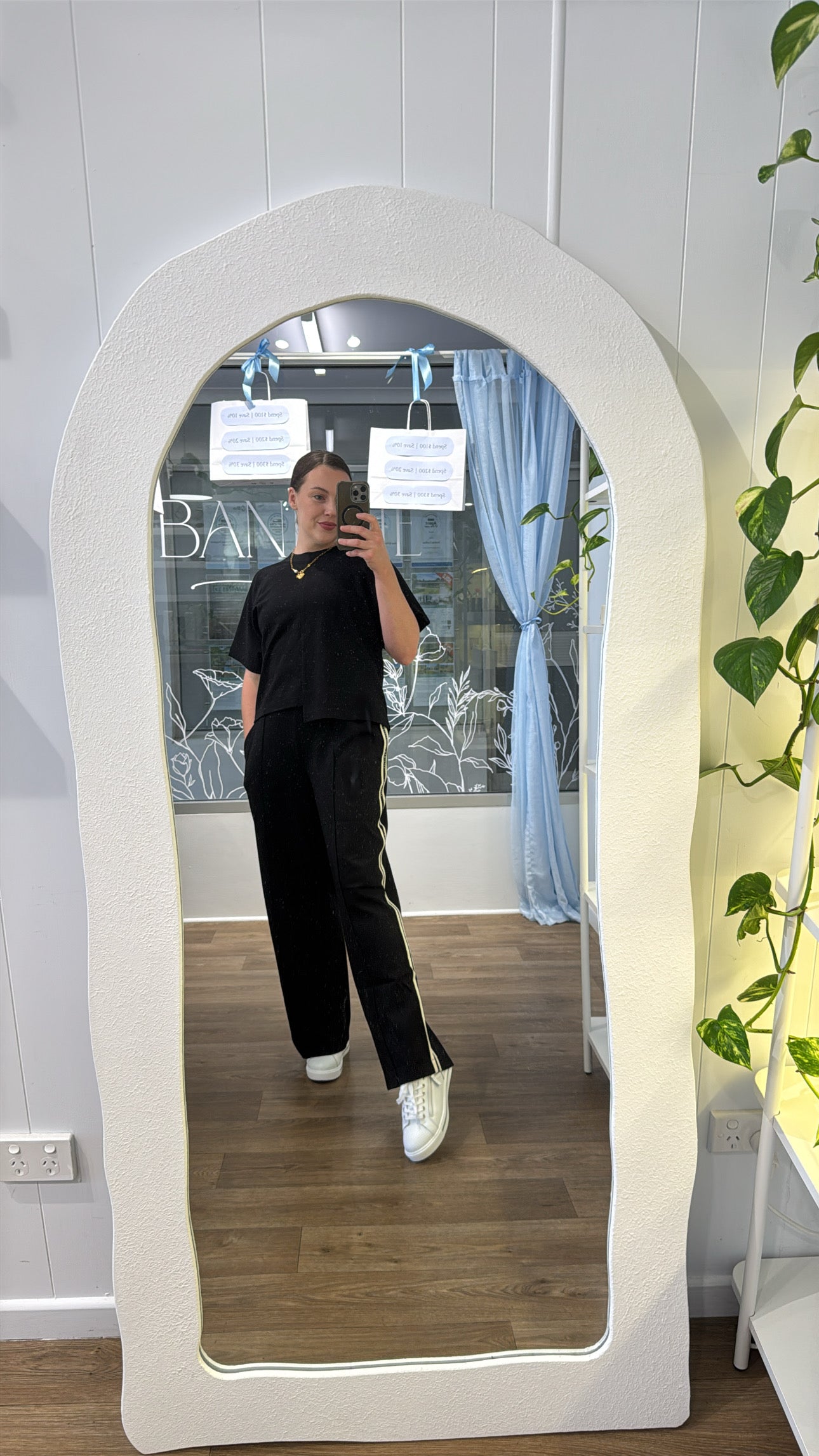 NEW IN - Humidity Lifestyle - Mosh Top - Black