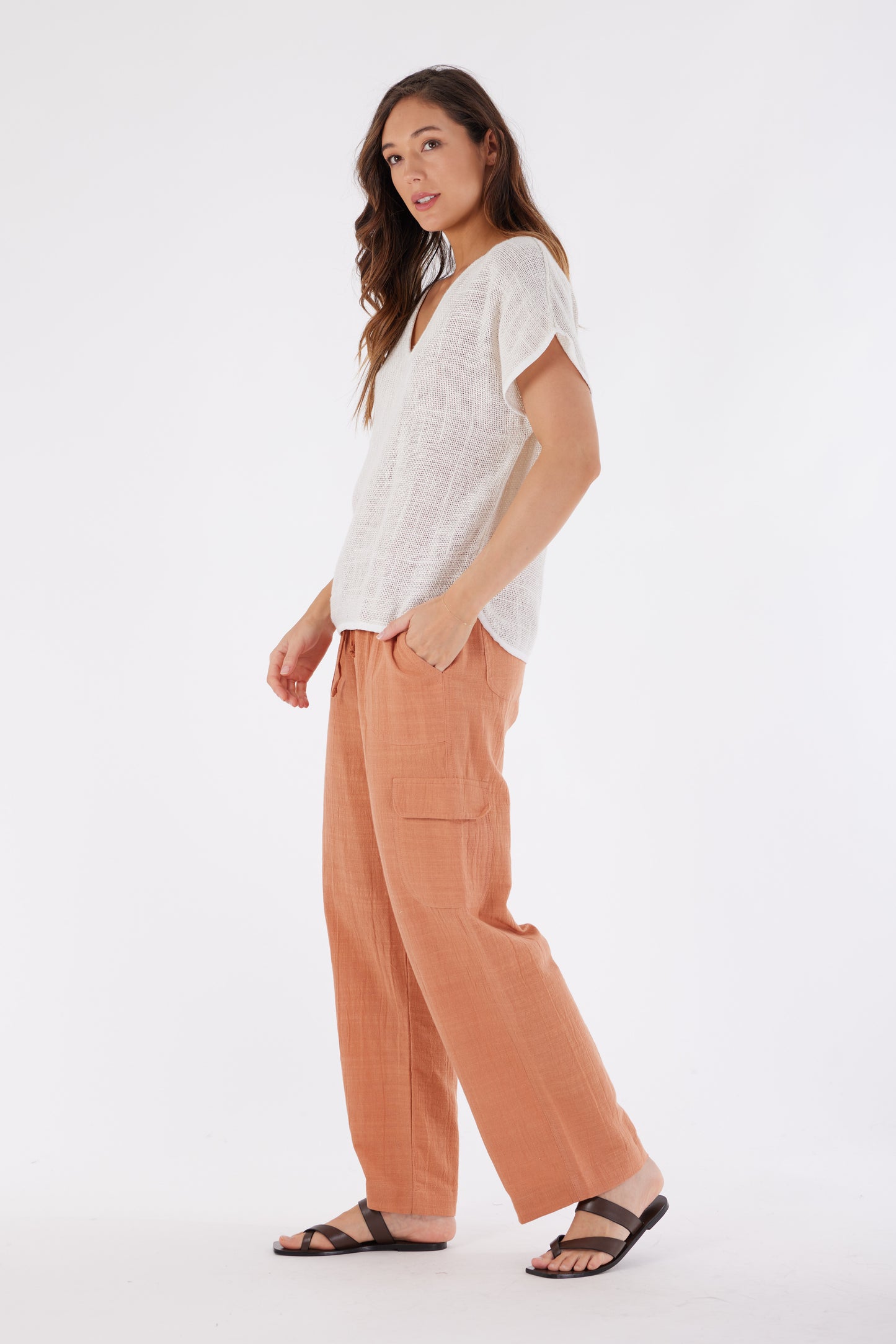 Carbon the Label - Paris V-neck/ Hessian Top - Natural White