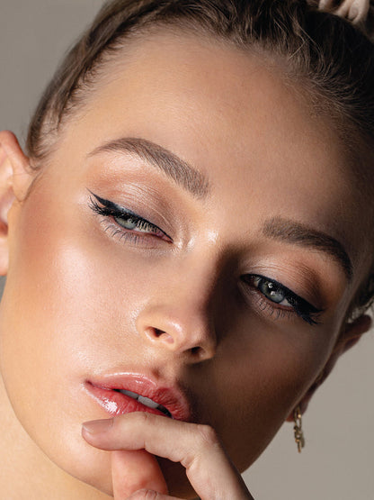 Eye of Horus - Brow Define